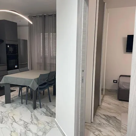 102 Apartment